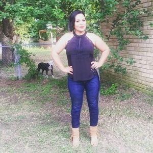 Meet your Posher, Dianita